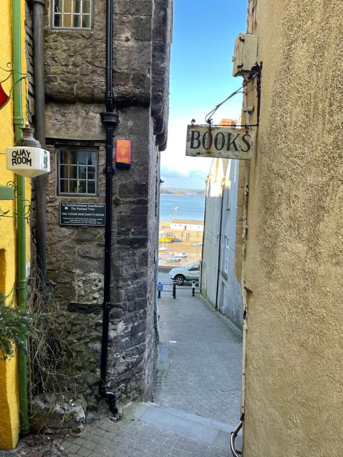 Ivy Tower Cottages Saint Florence 외부 사진